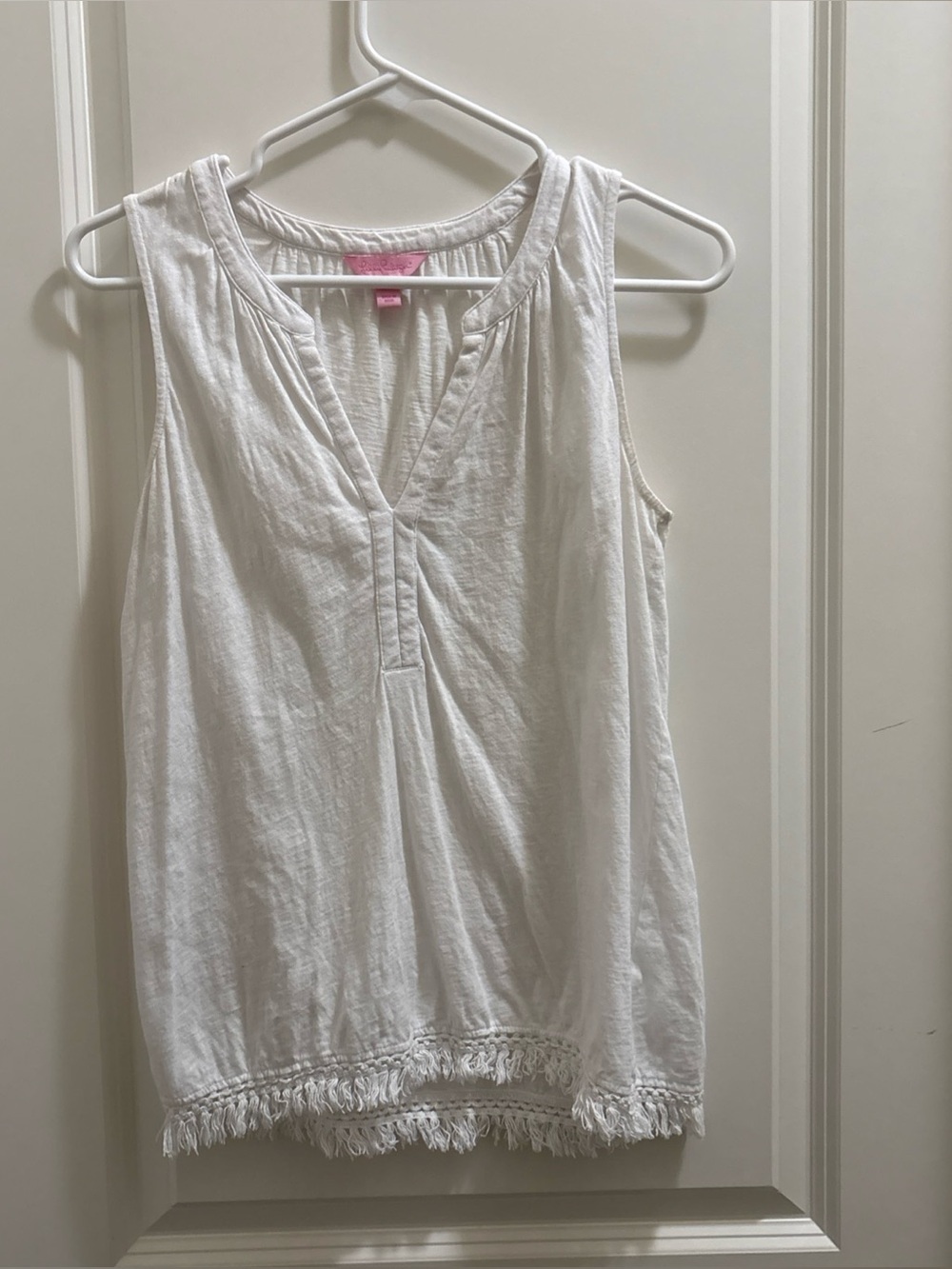 Lilly Pulitzer White Fringe Tank Top V Neck Sleeveless Resortwear Beach XS